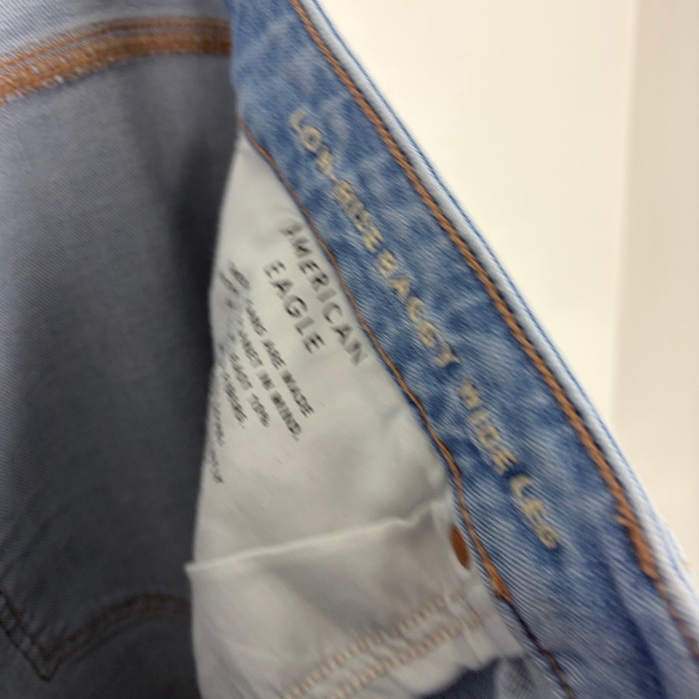 American Eagle Stretch Low-Rise Baggy Wide Leg Jean Light Wash Size 14 Regular - Picture 10 of 10